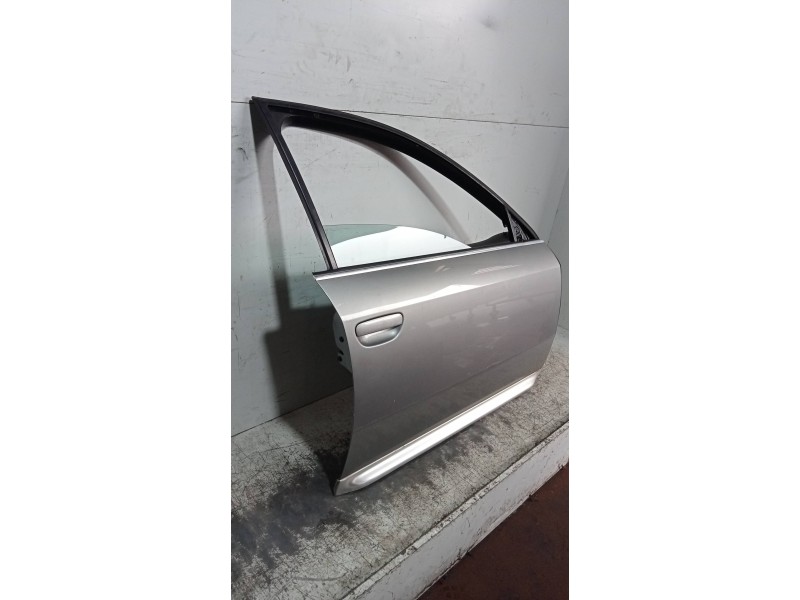 Recambio de puerta delantera derecha para audi a6 avant (4b5) 2.5 tdi quattro referencia OEM IAM   5P
