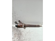 Recambio de inyector para peugeot 207 1.6 hdi referencia OEM IAM 606680 0445110239 BOSCH