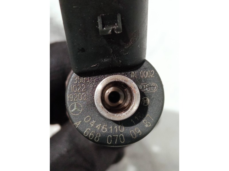 Recambio de inyector para mercedes clase a (w168) referencia OEM IAM A6680700987 0445110116 BOSCH