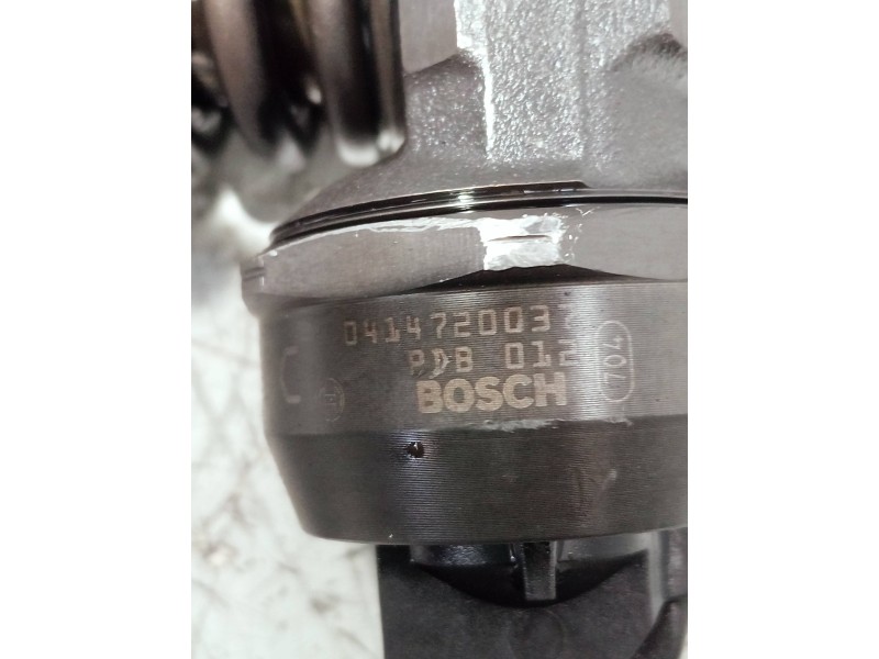 Recambio de inyector para volkswagen golf iv berlina (1j1) referencia OEM IAM 038130073AJ 0414720037 BOSCH