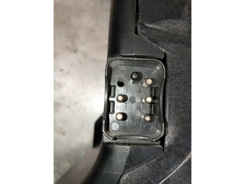 Recambio de piloto trasero derecho para mercedes clase e (w124) berlina referencia OEM IAM   