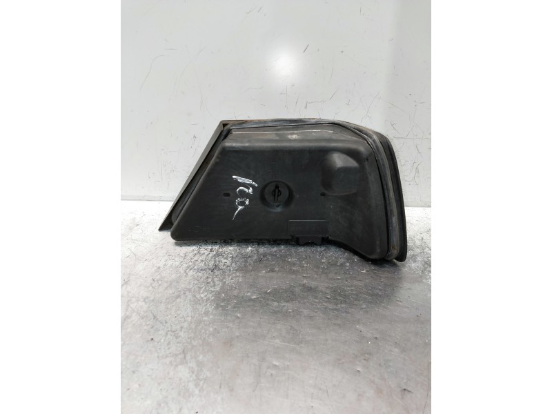 Recambio de piloto trasero izquierdo para mercedes clase e (w124) berlina referencia OEM IAM   