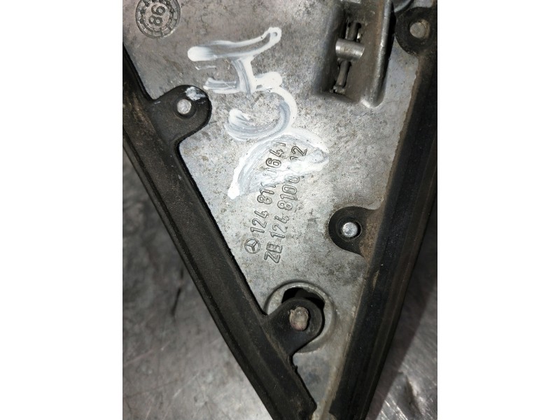 Recambio de retrovisor derecho para mercedes clase e (w124) berlina referencia OEM IAM 1248110641 1248100412 ELÉCTRICO