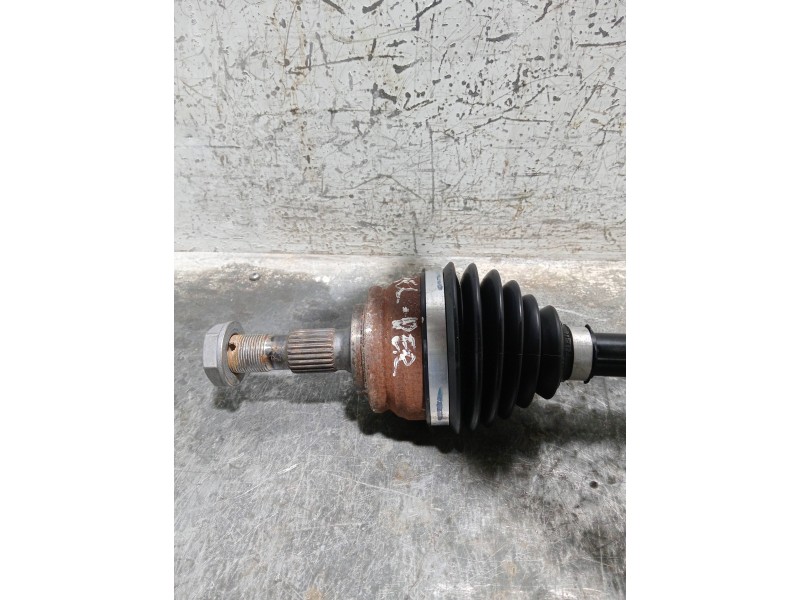 Recambio de transmision delantera derecha para opel corsa f referencia OEM IAM 9825392880  