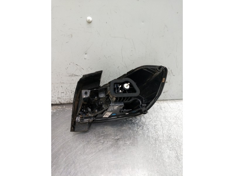 Recambio de piloto trasero izquierdo para opel corsa f referencia OEM IAM 90194156 39162665 9829317980