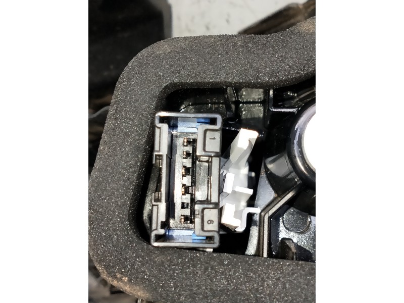 Recambio de piloto trasero izquierdo para opel corsa f referencia OEM IAM 90194156 39162665 9829317980