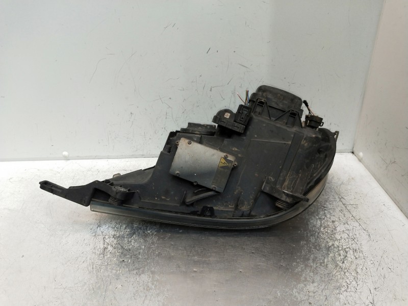 Recambio de faro derecho para mercedes clase m (w163) referencia OEM IAM 22315600  XENON