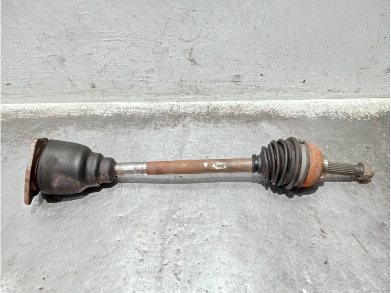 Recambio de transmision delantera izquierda para seat fura gl referencia OEM IAM   