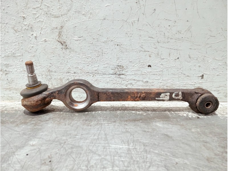 Recambio de brazo suspension inferior delantero derecho para seat fura gl referencia OEM IAM   