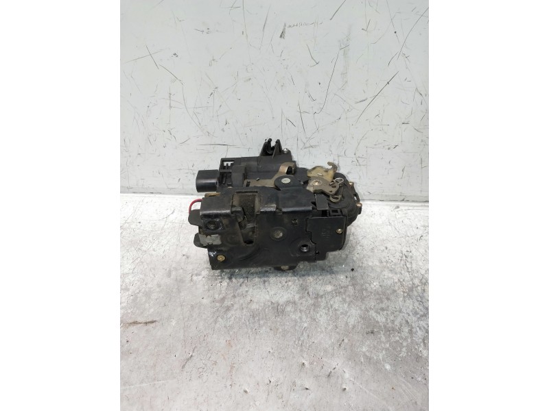 Recambio de motor cierre centralizado delantero derecho para volkswagen golf iv berlina (1j1) referencia OEM IAM   