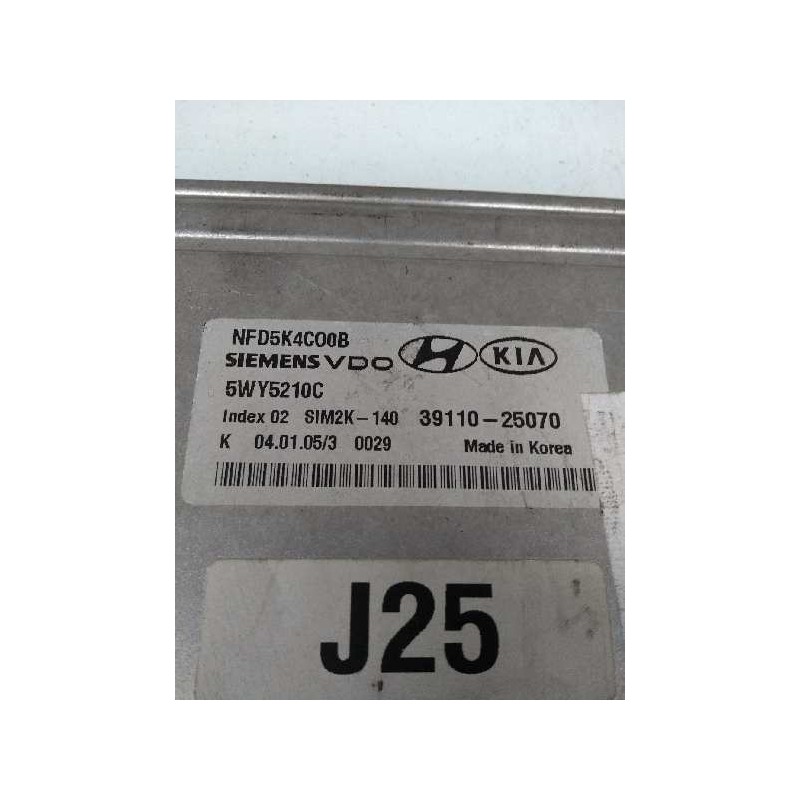 Recambio de centralita motor uce para hyundai sonata (nf) 2.4 referencia OEM IAM 3911025070 5WY5210C J25 SIM2K140