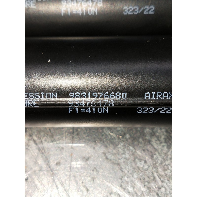 Recambio de amortiguadores maletero / porton para opel corsa f referencia OEM IAM 9831976680 93476478 