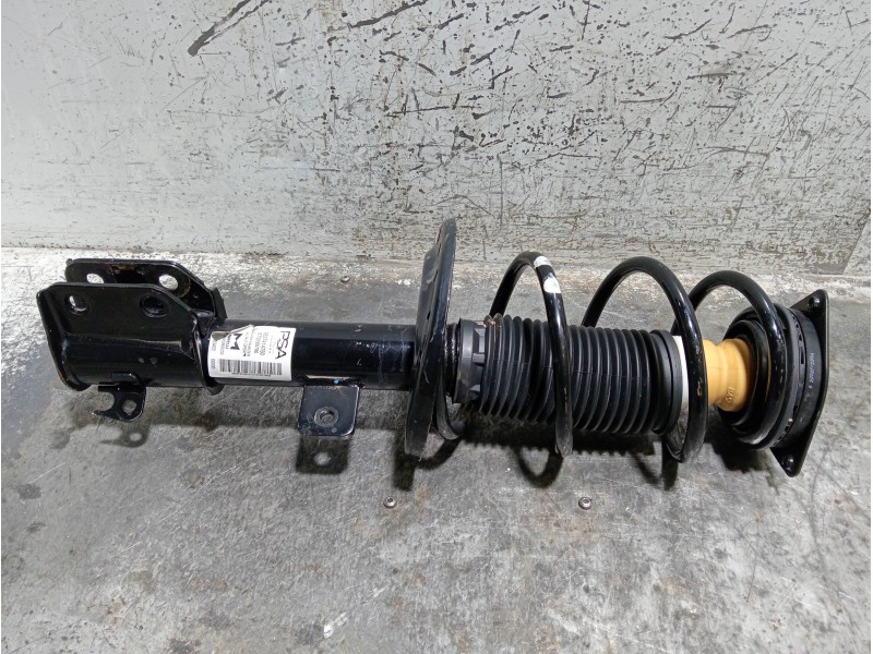 Recambio de amortiguador delantero derecho para opel corsa f referencia OEM IAM 9837414780  