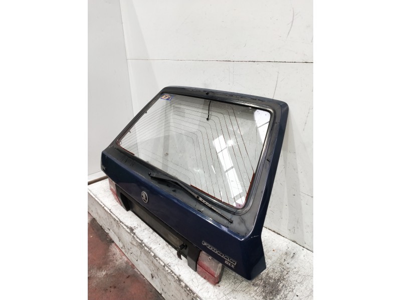 Recambio de porton trasero para skoda forman (785) referencia OEM IAM   5P
