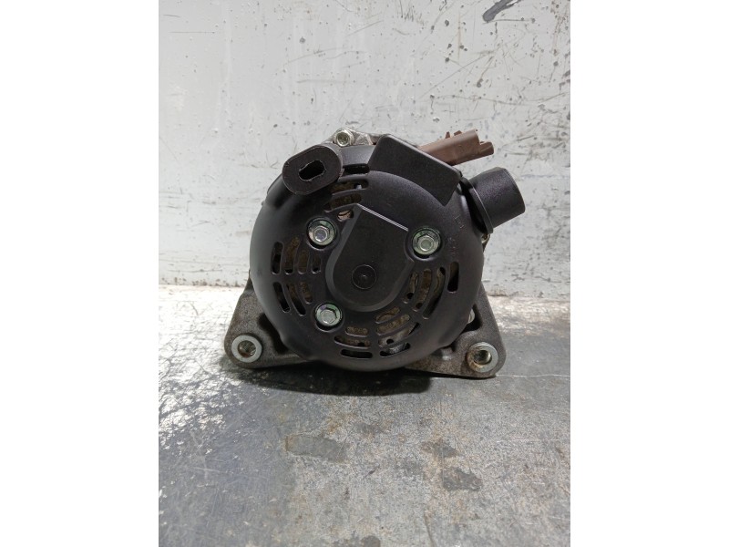 Recambio de alternador para opel corsa f referencia OEM IAM 9835688980 MS1042117143 