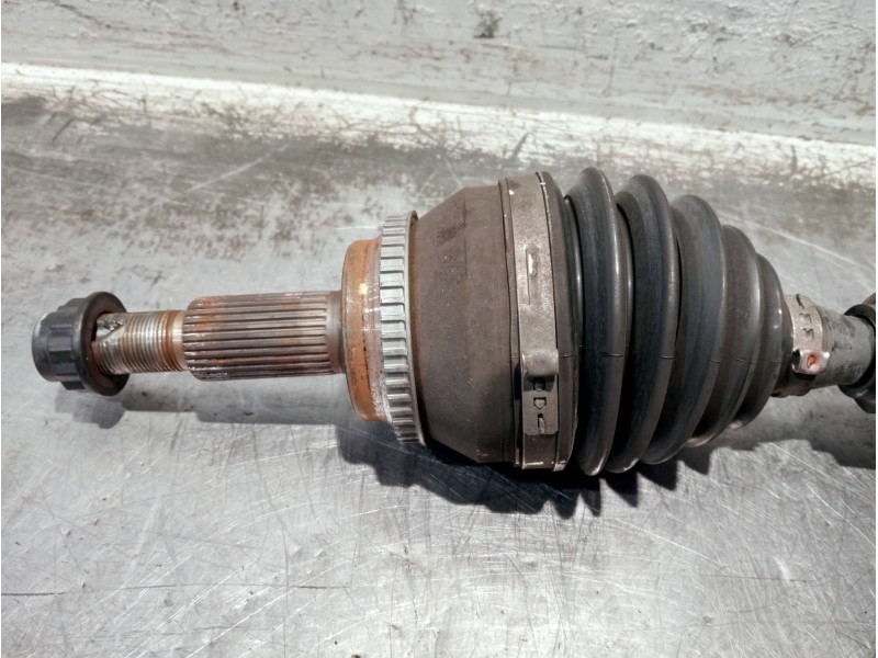 Recambio de transmision delantera izquierda para toyota avensis berlina (t25) referencia OEM IAM 4342005371 EUJ104BP18 