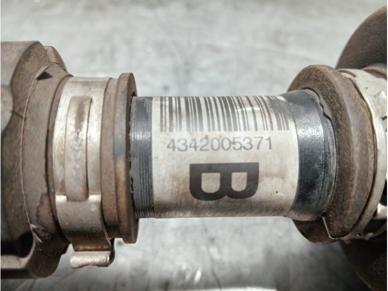 Recambio de transmision delantera izquierda para toyota avensis berlina (t25) referencia OEM IAM 4342005371 EUJ104BP18 