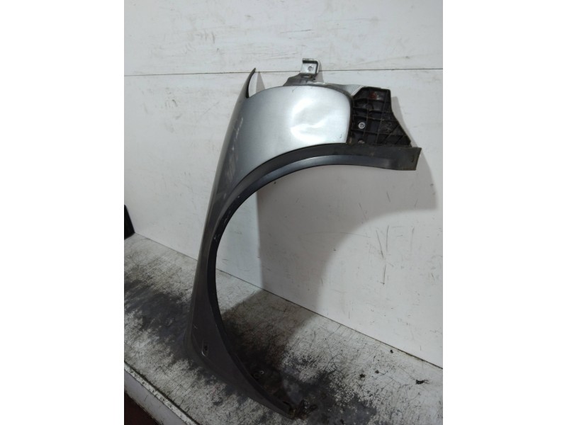 Recambio de aleta delantera derecha para audi a6 avant (4b5) 2.5 tdi quattro referencia OEM IAM   