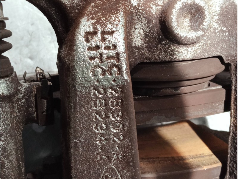 Recambio de pinza freno delantera derecha para ford puma referencia OEM IAM L1TC2B302A L1TC2B294A 