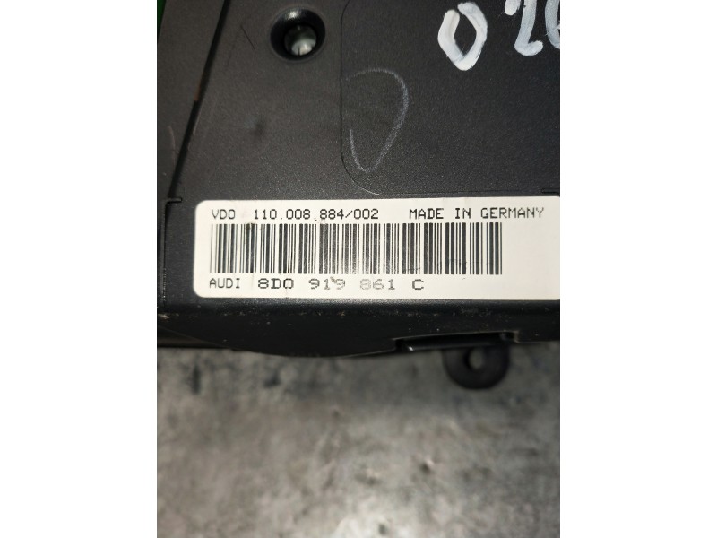 Recambio de cuadro instrumentos para audi a4 berlina (b5) referencia OEM IAM 8D0919861C 110008884002 