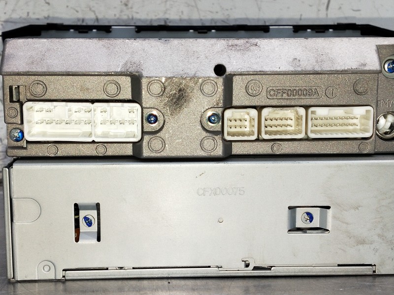 Recambio de sistema audio / radio cd para toyota avensis berlina (t25) referencia OEM IAM 8612005130 CQTS6672G 