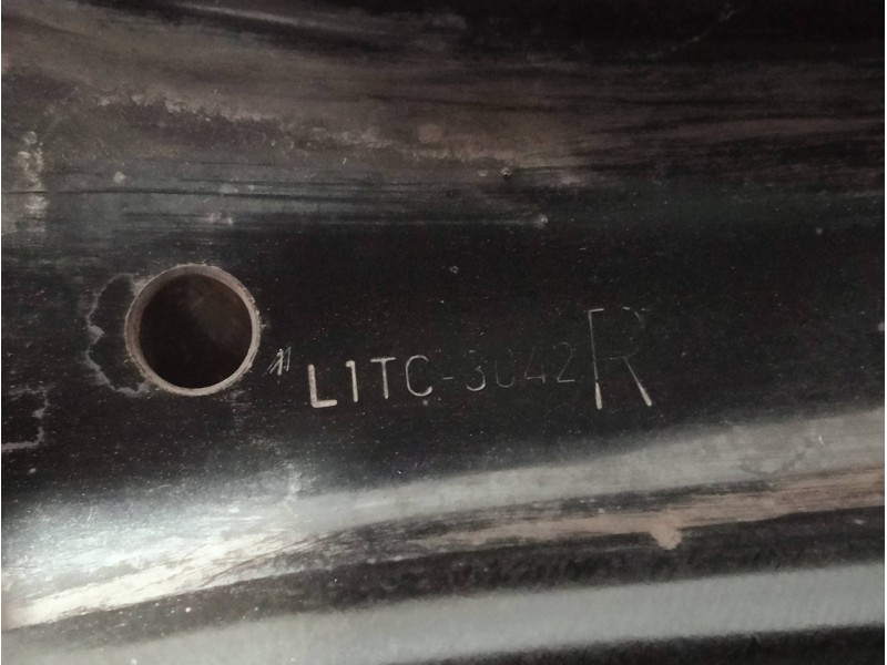 Recambio de brazo suspension inferior delantero derecho para ford puma referencia OEM IAM L1TC3042R  