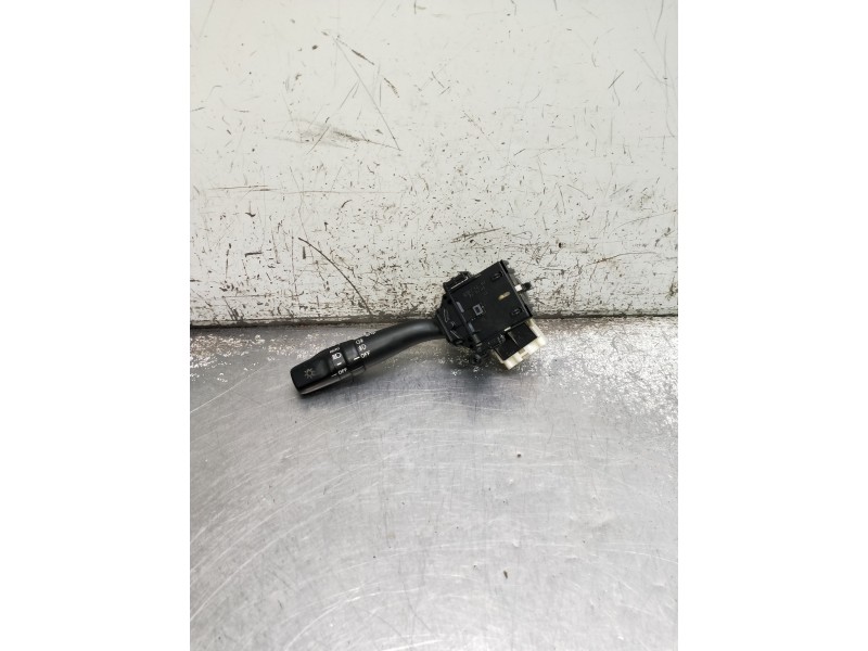 Recambio de mando luces para toyota avensis berlina (t25) referencia OEM IAM   