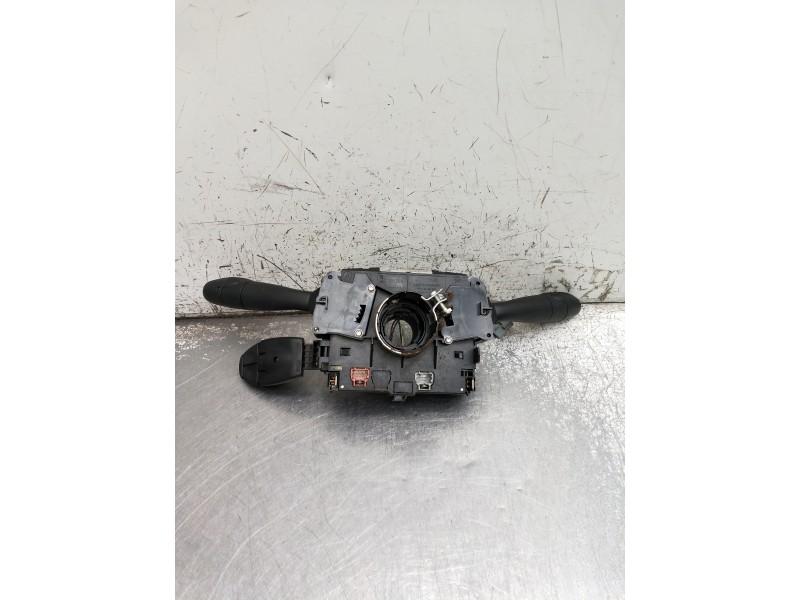 Recambio de mando luces para peugeot 207 1.6 hdi referencia OEM IAM 96630724XT 2605146 