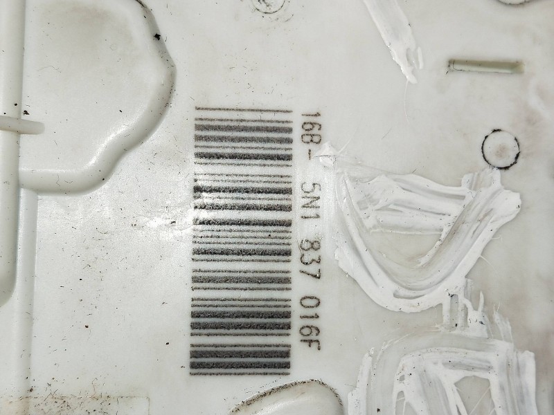 Recambio de motor cierre centralizado delantero derecho para volkswagen tiguan (5n2) referencia OEM IAM 5N1837016F  5P