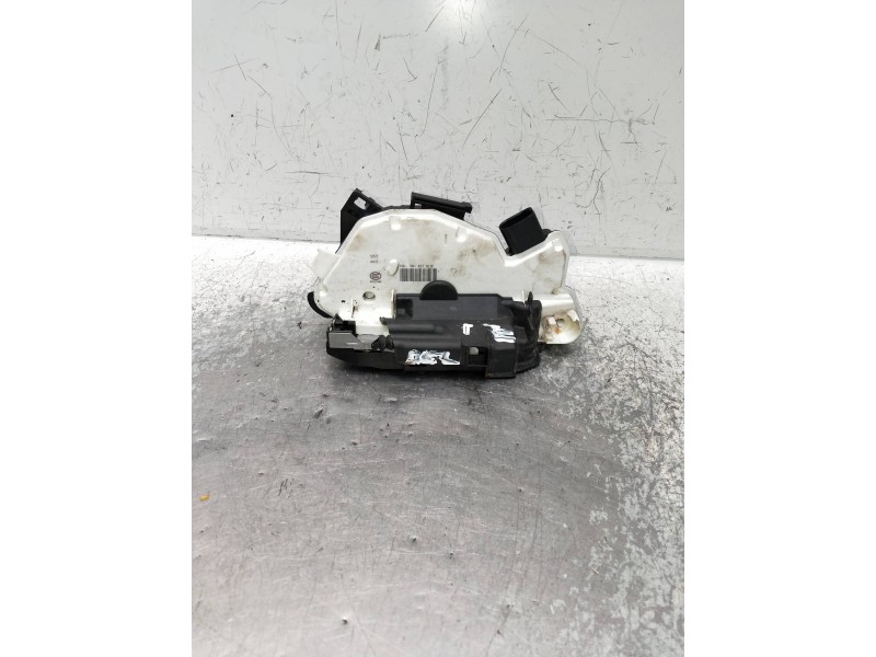 Recambio de motor cierre centralizado delantero izquierdo para volkswagen tiguan (5n2) referencia OEM IAM 5N1837015F  5P