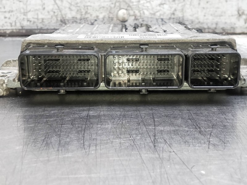 Recambio de centralita motor uce para renault megane iii coupe dynamique referencia OEM IAM 237100777R S180067109A 