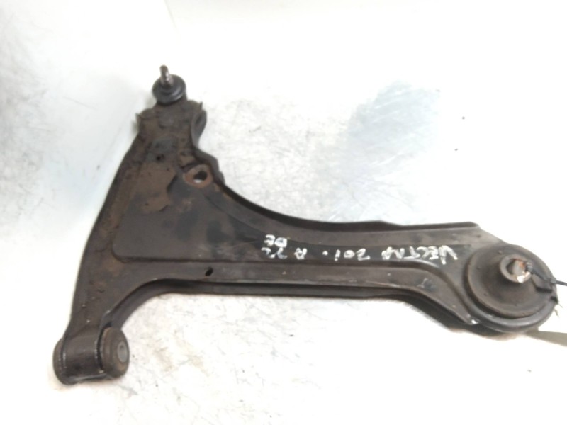 Recambio de brazo suspension inferior delantero derecho para opel vectra a 2.0 referencia OEM IAM   