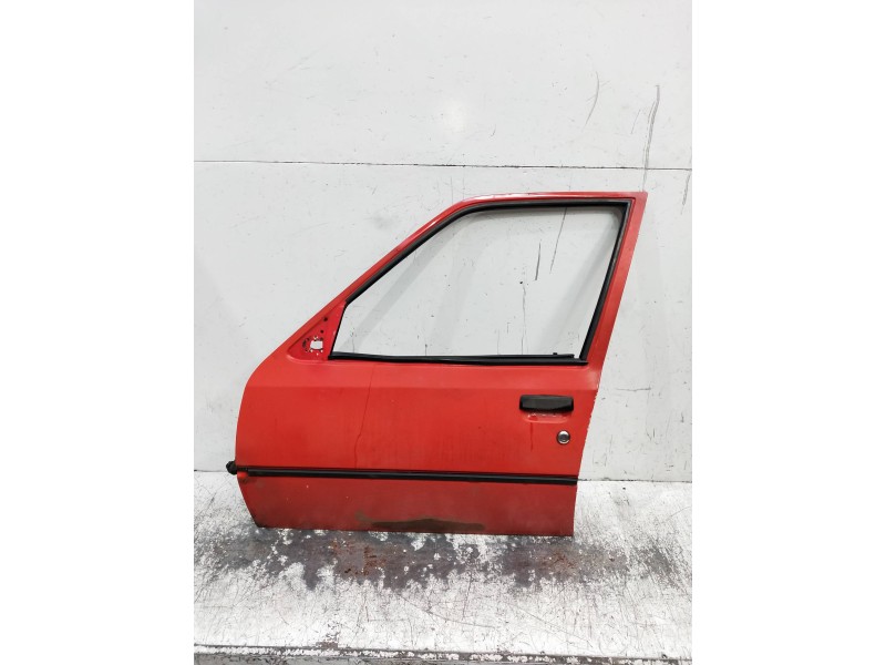 Recambio de puerta delantera izquierda para peugeot 205 berlina 1.1 referencia OEM IAM   5P