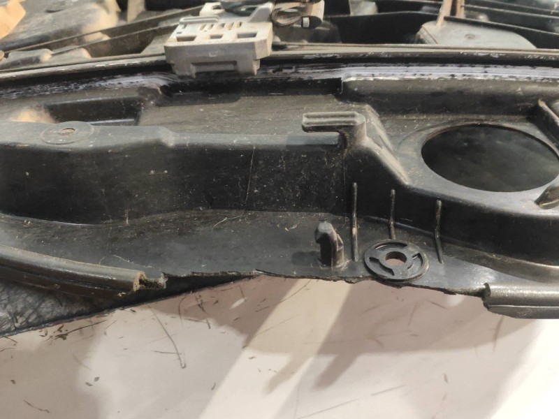 Recambio de elevalunas delantero izquierdo para hyundai santa fe (dm) tecno 4wd referencia OEM IAM 824702W120 824502W020 824712W