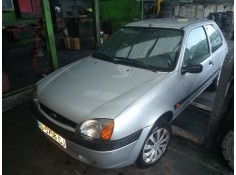 ford fiesta berlina (dx) del año 2000