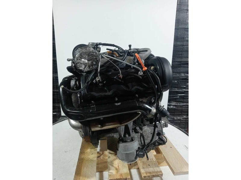 Recambio de motor completo para audi a4 berlina (8e) referencia OEM IAM BDG 014416 BOSCH