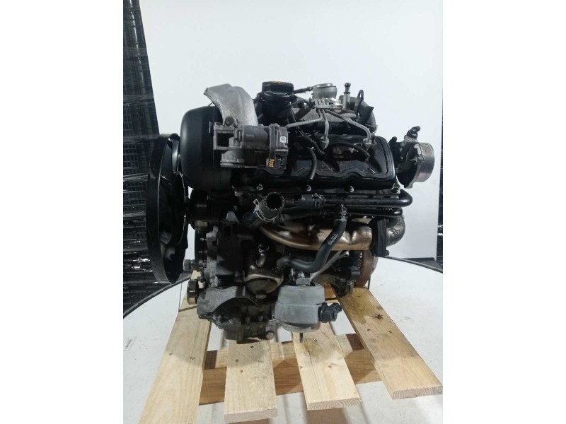 Recambio de motor completo para audi a4 berlina (8e) referencia OEM IAM BDG 014416 BOSCH