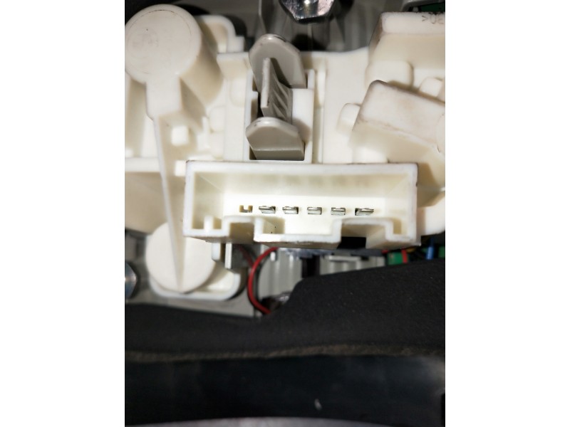 Recambio de piloto trasero derecho para bmw serie 3 touring (e91) referencia OEM IAM 218102  