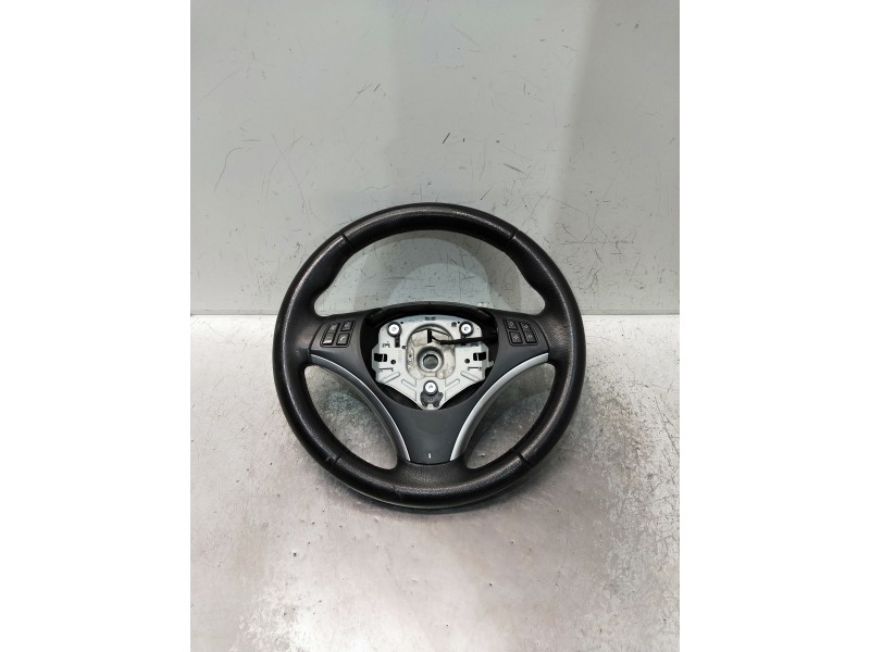 Recambio de volante para bmw serie 3 touring (e91) referencia OEM IAM 676989502  