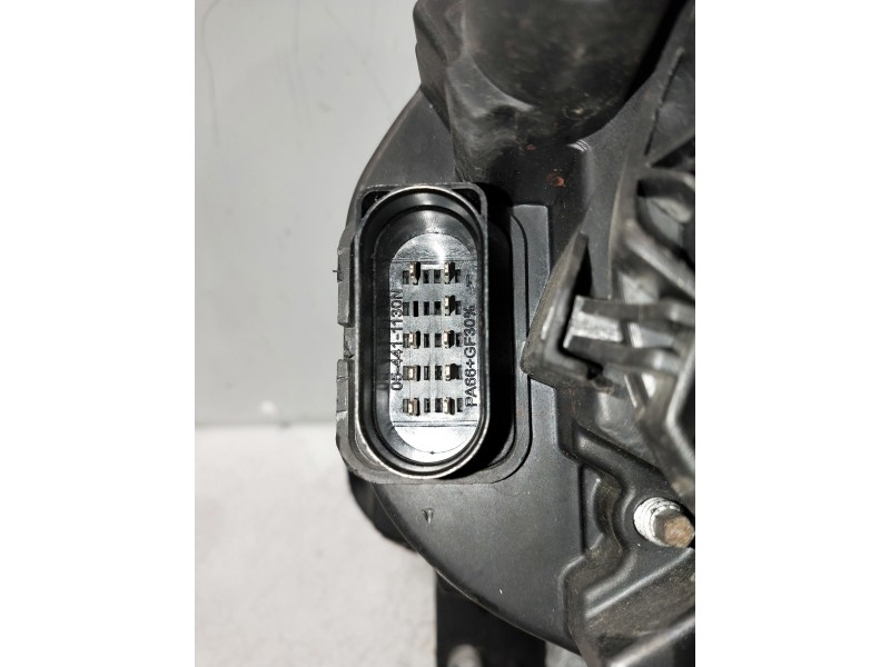 Recambio de faro derecho para volkswagen touran (1t1) referencia OEM IAM 084411172R   Recambio de faro derecho para volkswagen touran (1t1) referencia OEM IAM 084411172R