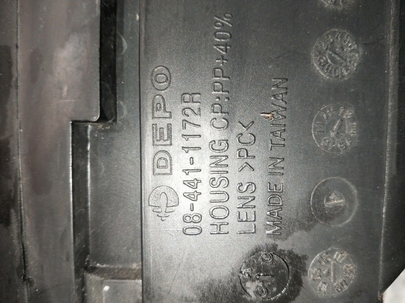 Recambio de faro derecho para volkswagen touran (1t1) referencia OEM IAM 084411172R   Recambio de faro derecho para volkswagen touran (1t1) referencia OEM IAM 084411172R