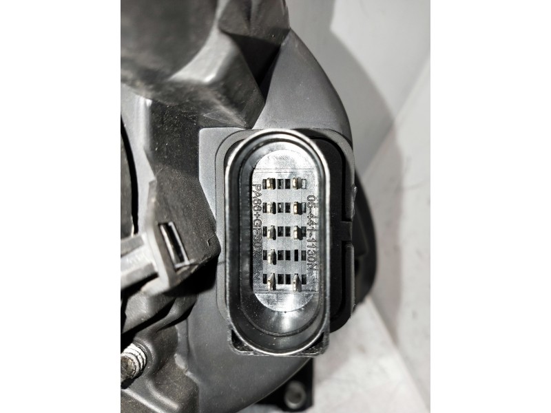 Recambio de faro izquierdo para volkswagen touran (1t1) referencia OEM IAM 0844111772L  