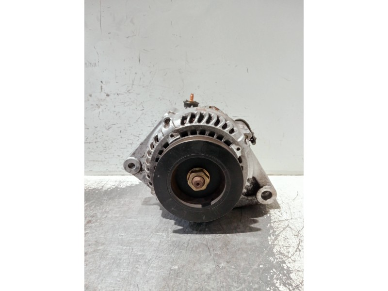 Recambio de alternador para toyota avensis berlina (t 22) referencia OEM IAM 2706027030 1022110670 
