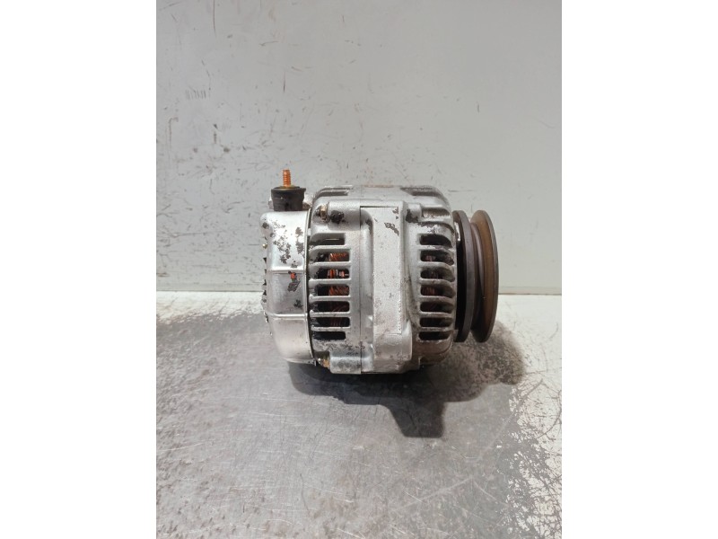 Recambio de alternador para toyota avensis berlina (t 22) referencia OEM IAM 2706027030 1022110670 