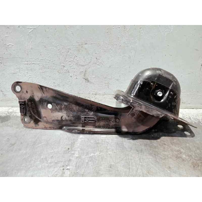 Recambio de brazo suspension superior trasero izquierdo para seat leon sc (5f5) referencia OEM IAM 5Q0505225C  