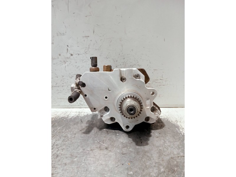 Recambio de bomba inyeccion para mercedes clase b (w245) referencia OEM IAM A6400700701 0445010120 BOSCH