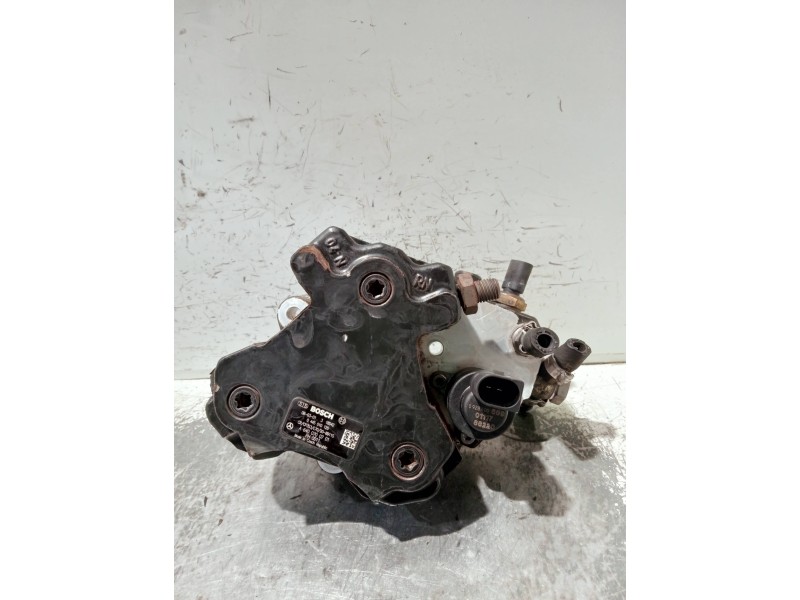 Recambio de bomba inyeccion para mercedes clase b (w245) referencia OEM IAM A6400700701 0445010120 BOSCH