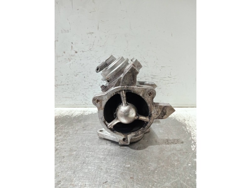 Recambio de valvula egr para mercedes clase b (w245) referencia OEM IAM A6401401660 70030628001 