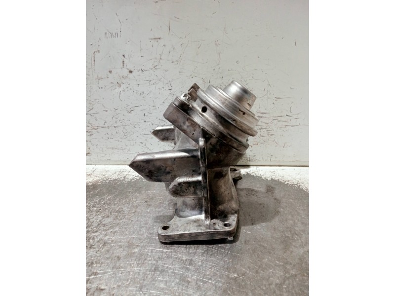 Recambio de valvula egr para mercedes clase b (w245) referencia OEM IAM A6401401660 70030628001 