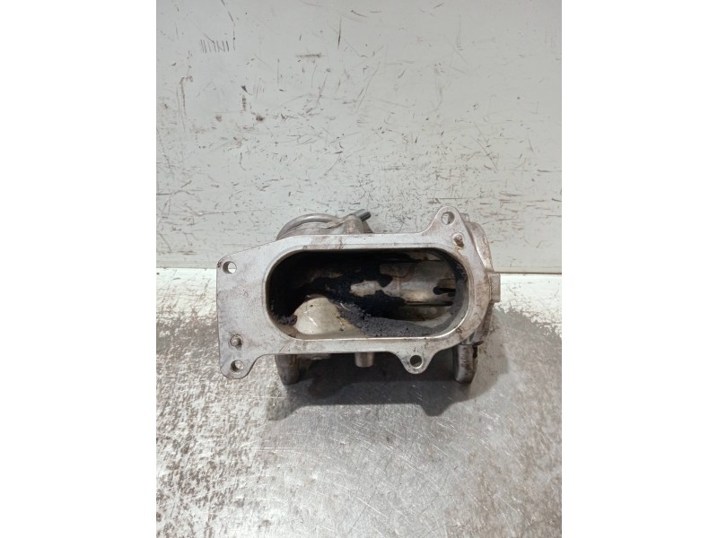 Recambio de valvula egr para mercedes clase b (w245) referencia OEM IAM A6401401660 70030628001 